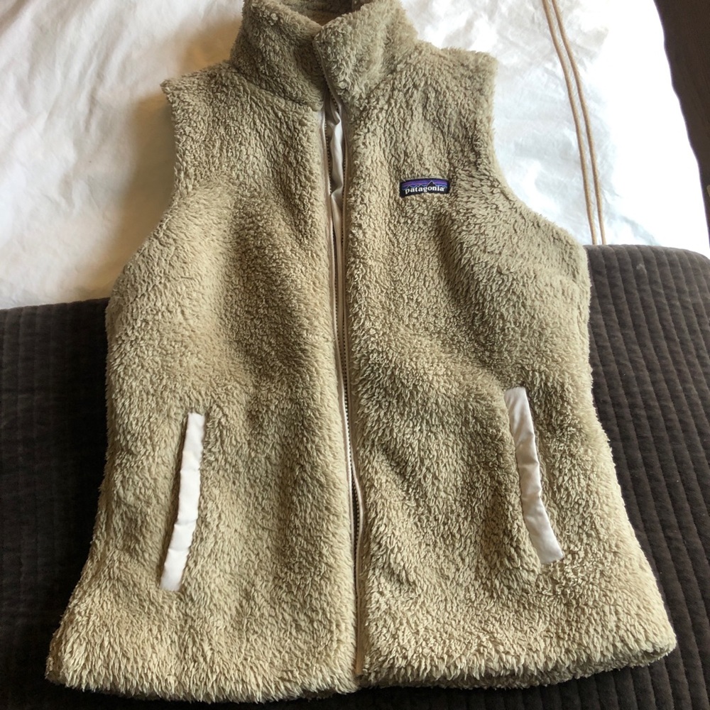 Patagonia women’s vest- medium